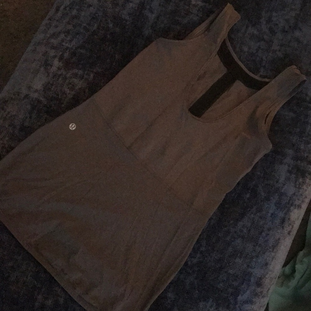 Lululemon tank top